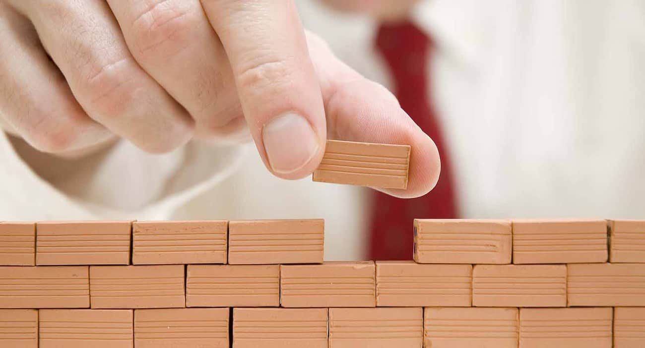 What Can a Party Wall Delay Actually Cost a Project Kidderminster?